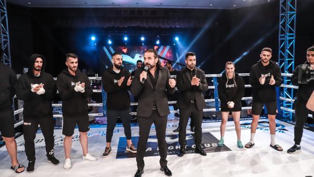 8 dünya şampiyonu ilk kez aynı ringde! Kürşat Şahin’den Türkiye’de bir ilk...