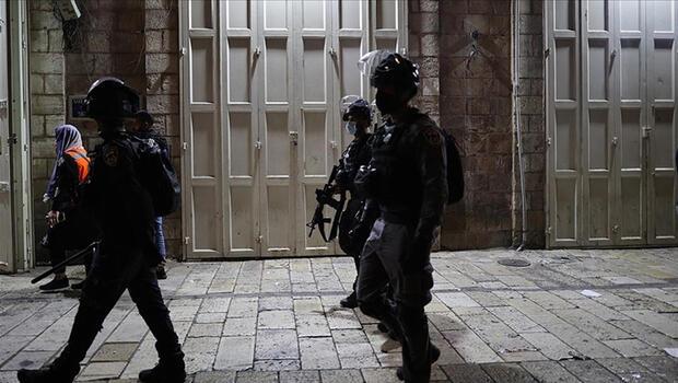 İsrail hapisten kaçan Filistinlilerin yakınlarını gözaltına alıyor