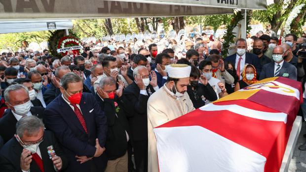 Galatasaray Eski Başkanı Duygun Yarsuvat son yolculuğuna uğurlandı