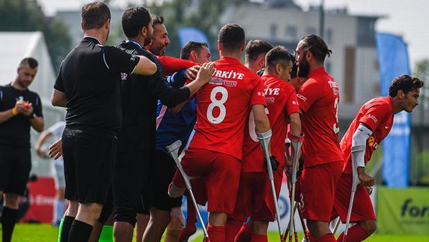 Ampute milliler Avrupa Şampiyonası'na farklı başladı