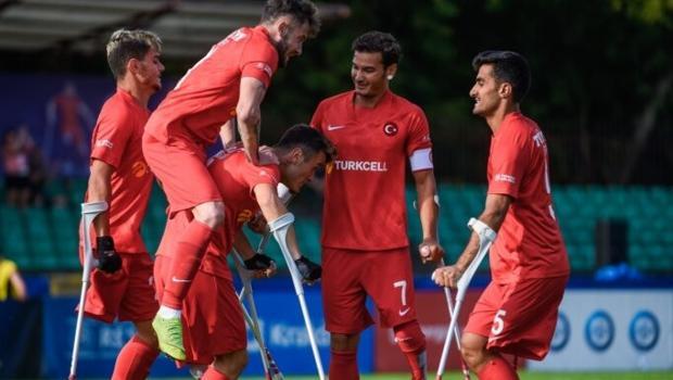 Ampute Milli Futbol Takımı, Avrupa Şampiyonası'nda çeyrek finale yükseldi