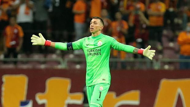 Galatasaray'da Muslera'dan Strakosha yorumu! 'Hatamızın affı olmuyor'