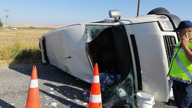 Kahramanmaraş’ta tarım işçilerini taşıyan minibüs kaza yaptı