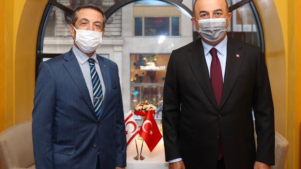 Dışişleri Bakanı Çavuşoğlu, KKTC Dışişleri Bakanı Ertuğruloğlu’yla görüştü