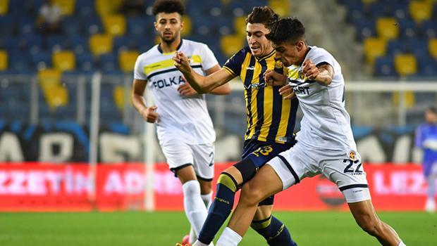 Ankaragücü ve Menemenspor'dan 4 gollü düello!