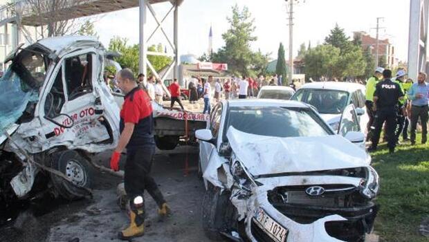 Afyonkarahisar'da korkunç kaza: Freni boşalan TIR araçları biçti