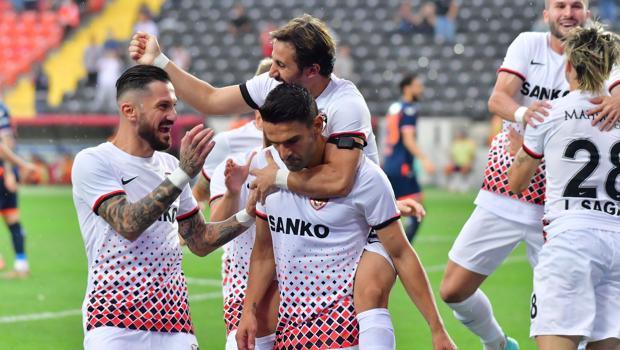 Gaziantep - Başakşehir maçından fotoğraflar