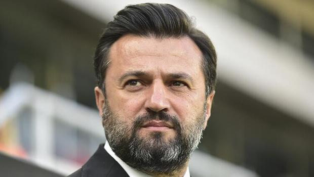 Son dakika: Rizespor'da Bülent Uygun ile yollar ayrıldı!