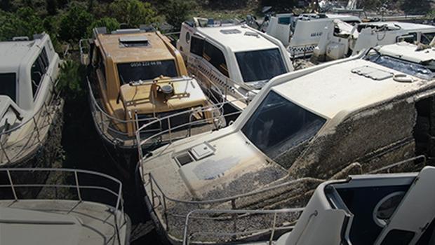 Yenileri denize indi, eskileri çürümeye terk edildi