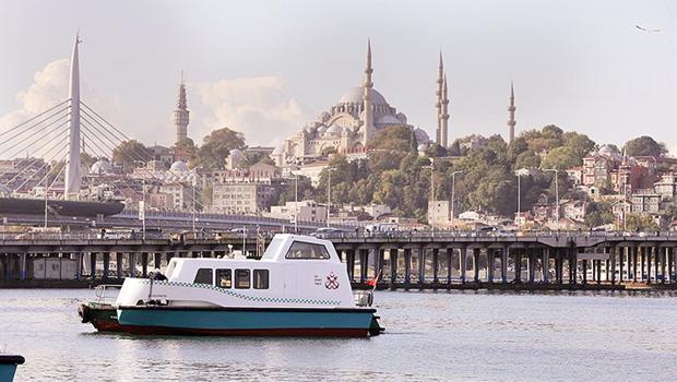 Deniz taksiler suya indi