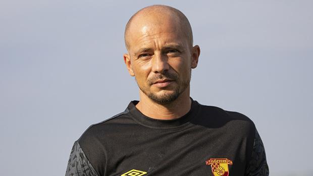 Göztepe Teknik Direktörü Nestor El Maestro: "Bizim için zor bir gün oldu"