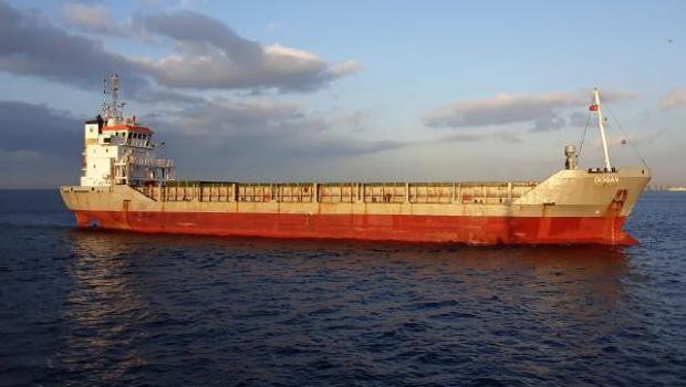 Haydarpaşa Mendireği açıklarında yük gemisi arıza yaptı