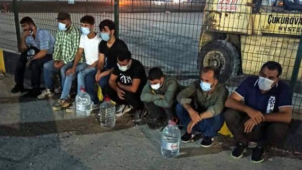KKTC'ye giden TIR'ın dorsesinde 8 kaçak göçmen yakalandı