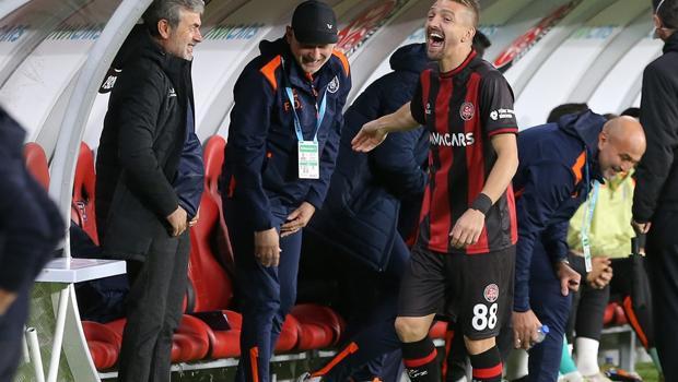 VavaCars Fatih Karagümrük-Başakşehir maçından en özel fotoğraflar!