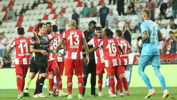 Antalyaspor Asbaşkanı Bahar'dan maç sonu hakem tepkisi!