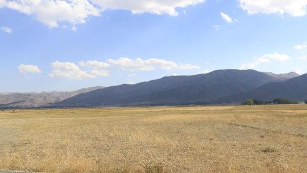 Yüksekova'da 600 bin dönüm arazi kurudu! 'En son 50 yıl önce böyle bir kuraklık görmüştük'