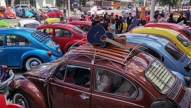 'Vosvos' araç sahiplerinden Kızılay'a kan bağışı