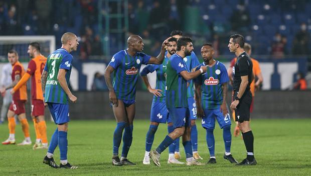 Çaykur Rizespor'da Joel Pohjanpalo'dan Palabıyık'a gol tepkisi! "Herkes gördü, hakem görmedi"