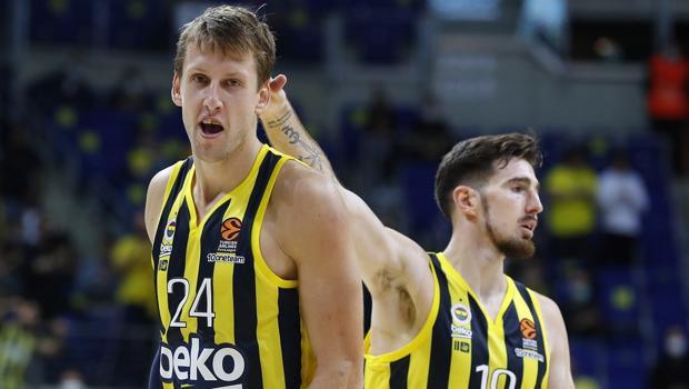 Fenerbahçe Beko deplasmanda Panathinaikos'a konuk olacak