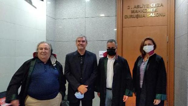 Yılmaz Özdil hakaret davasında hakim karşısına çıktı