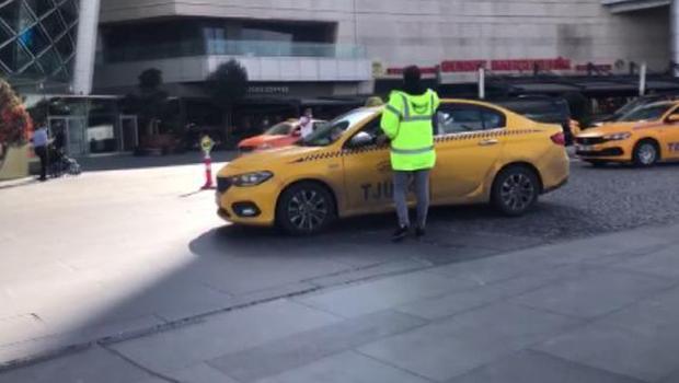 Başakşehir'de polis kamerasına yakalanan değnekçi gözaltına alındı