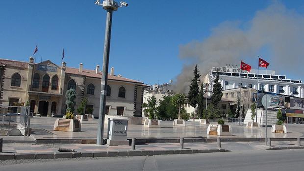 Kilis'te, atık kağıt deposu yangını