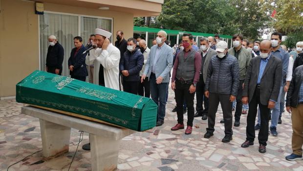 Büyükçekmece'de kazada ölen doktor son yolculuğuna uğurlandı