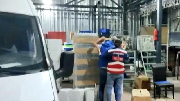 Küçükçekmece'de sahte alkol operasyonu! Hepsi ele geçirildi