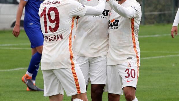 Galatasaray-Tuzlaspor maçından en özel fotoğraflar!