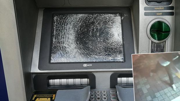 Bağcılar'da ATM ekranlarını kıran şüpheli yakalandı