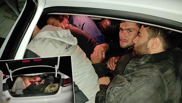 29 kaçak göçmenin yakalandığı iki otomobilin sürücüleri tutuklandı