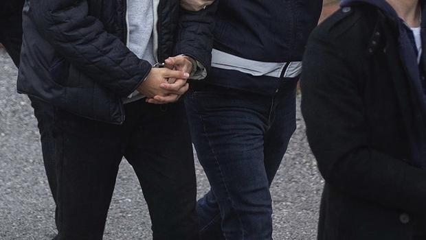 Bursa'da FETÖ'nün hücre evlerine yönelik operasyonda 3 zanlı tutuklandı