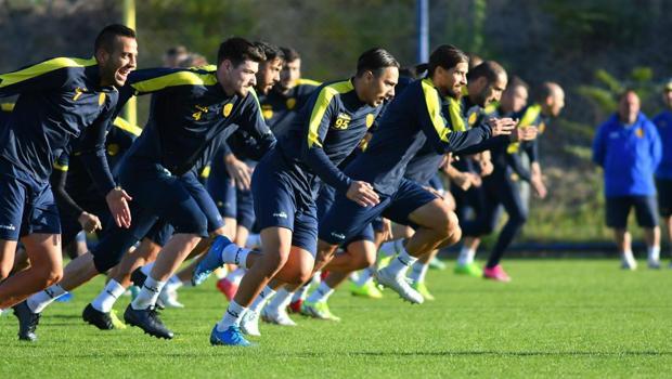 Zirve yarışında zorlu mücadele