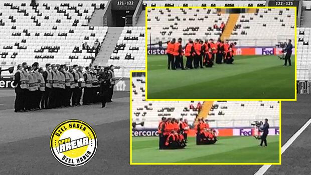 Vodafone Parkta ilginç görüntü! Güvenlikler futbolcu gibi seremoniye çıktı ve...