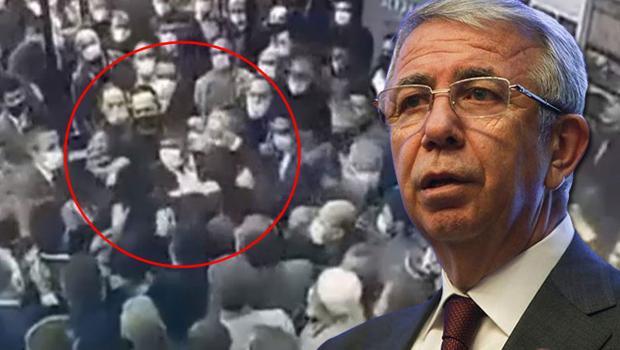 Mansur Yavaş’ın korumaları gazetecileri yumrukladı! O anlar saniye saniye görüntülendi