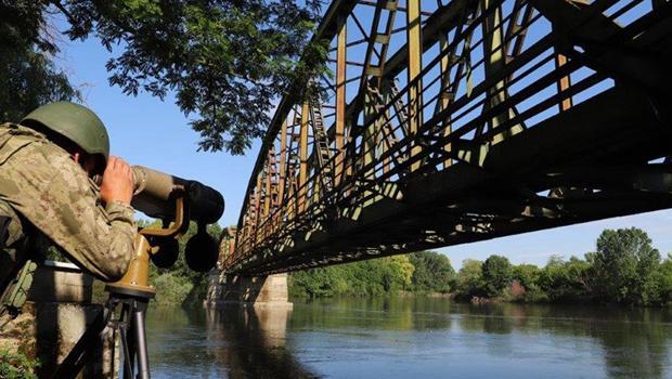 MSB: Yunanistan'a geçmeye çalışan 3 FETÖ üyesi yakalandı