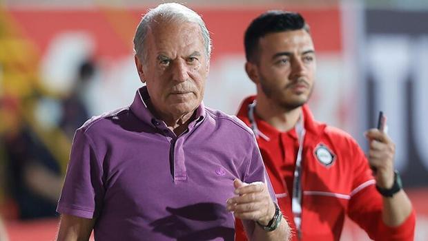 Mustafa Denizli'ye 'Tüm zamanların rol modeli' ödülü