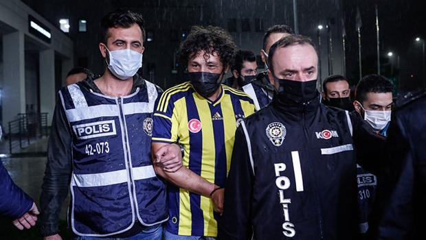 Son Dakika: İstanbul Emniyeti'nden 'Fenerbahçe forması' açıklaması! İşte adım adım yaşananlar: 'Tespit edilir edilmez siyah tişört giydirilmiştir...'