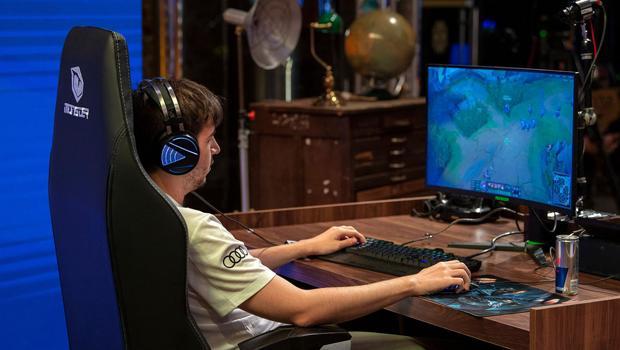 Red Bull Solo Q’da Play-Off zamanı