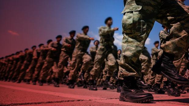 Sosyal medyada 'üniformanla fotoğraf paylaş' akımı! MSB açıkladı: Yasal işlem başlatıldı