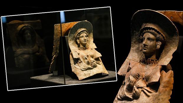 İyon savaşçılarının mezarından kadınların 2 bin 500 yıllık 'hüznü' çıktı