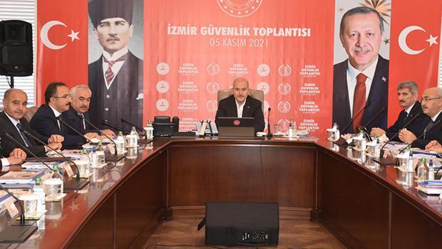 Bakan Soylu İzmir'de