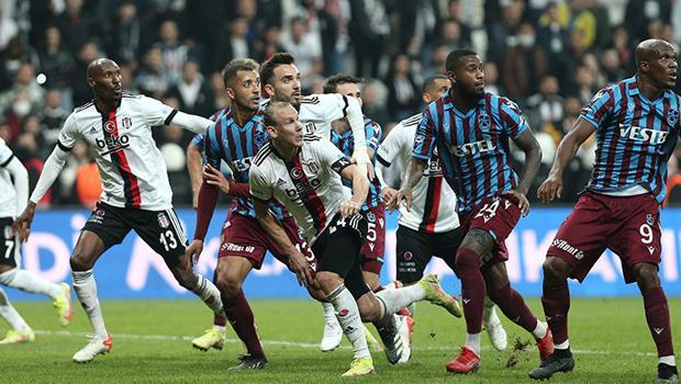 Beşiktaş'ta Atiba Hutchinson: "Düzeltmemiz gereken şeyler var"