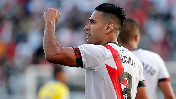 Radamel Falcao, Barcelona'nın ardından Real Madrid'e de attı