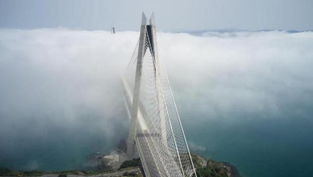 İstanbul Valisi Yerlikaya'dan 'sis' paylaşımı