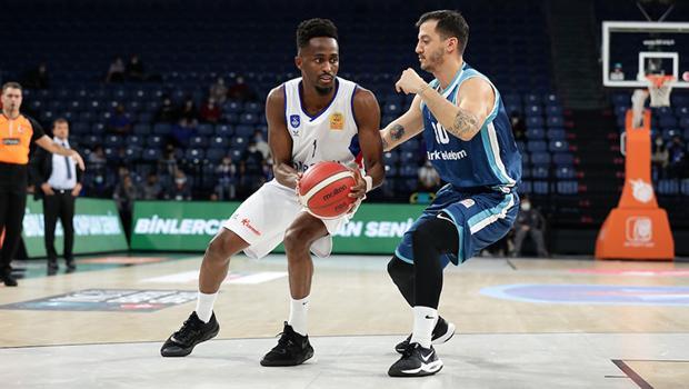 Anadolu Efes 79-66 Türk Telekom