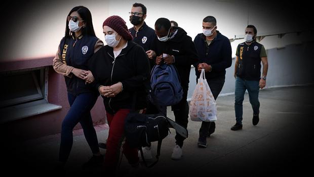 Uluslararası dolandırıcılar tuzaklarına böyle düşürdüler