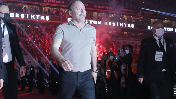 Son Dakika: Beşiktaş'ta Sergen Yalçın neşteri vurdu! 3 ayrılık...