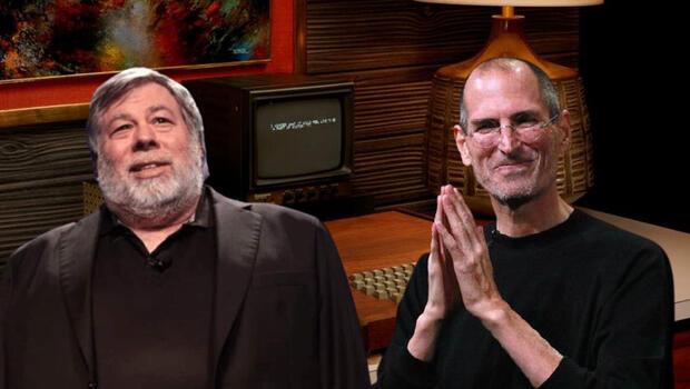 Steve Jobs ve Steve Wozniak 1976da geliştirmişti... İlk Apple bilgisayar dudak uçuklatan fiyata satıldı