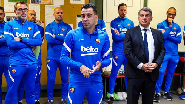 Barcelona'da Xavi Hernandez'e transfer şoku! Bütçesi...